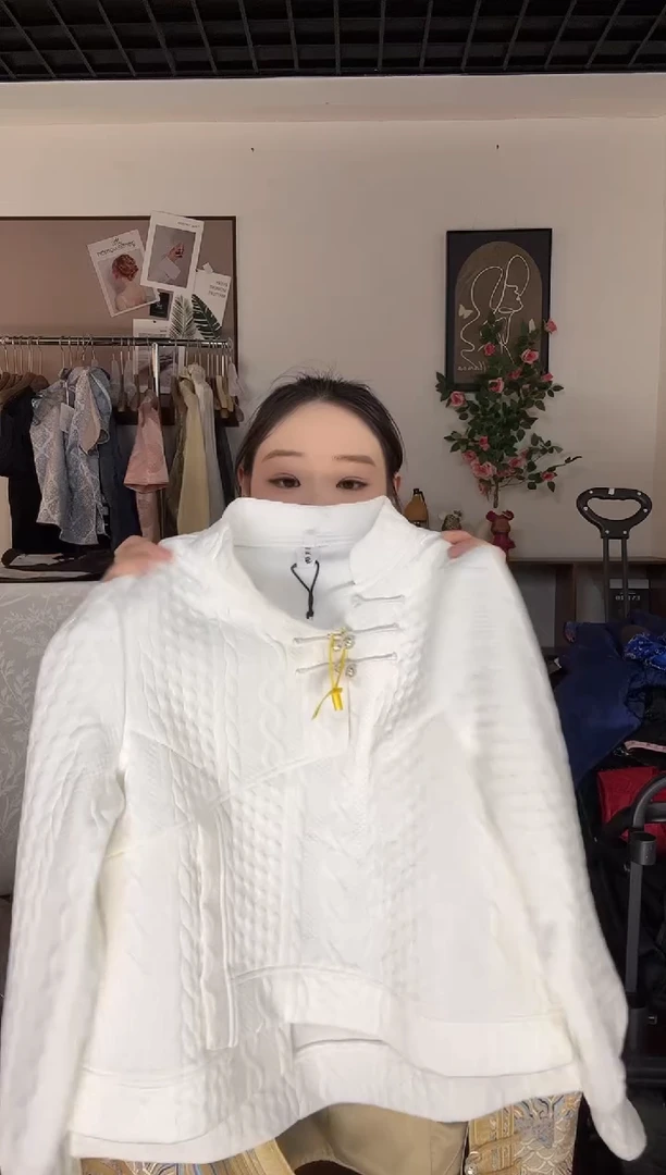 白色卫衣m