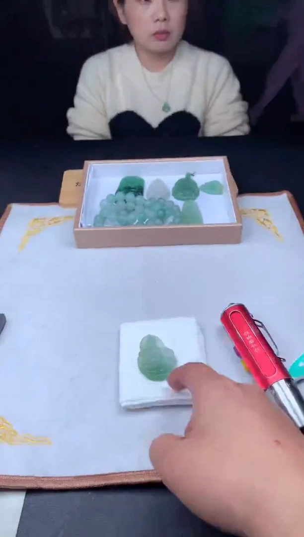 未镶嵌定制翡翠运****说65354654
