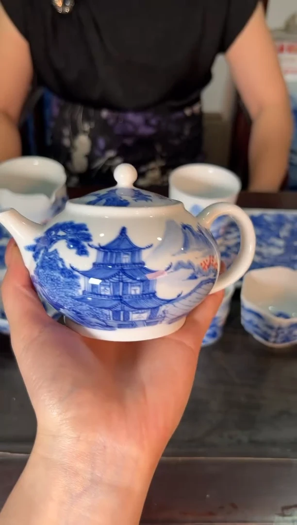吴小琴