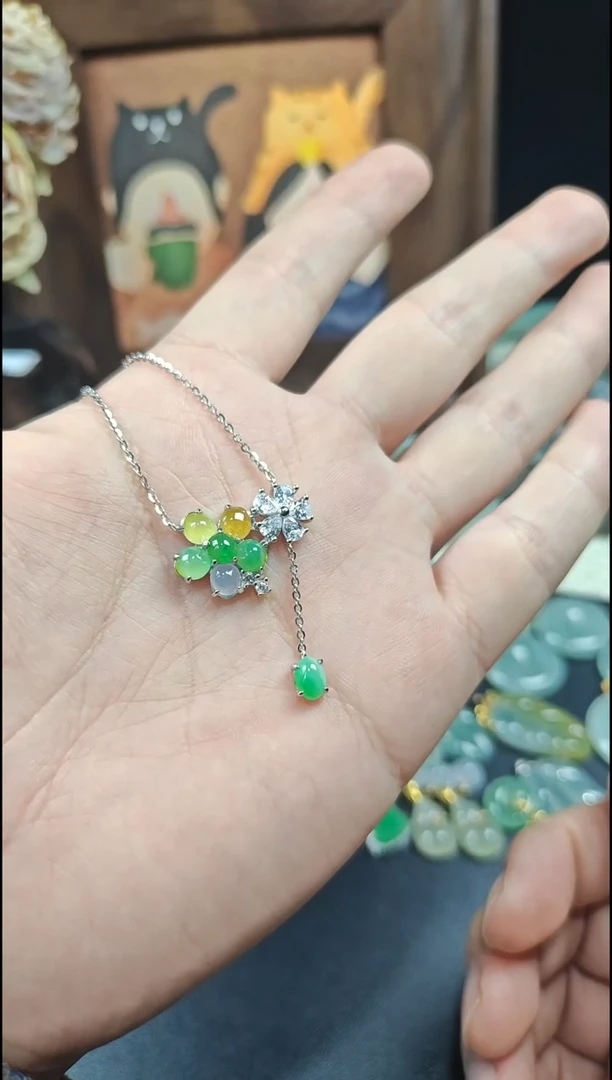 颈饰银S925镶嵌翡翠翡翠颈饰S925银镶嵌