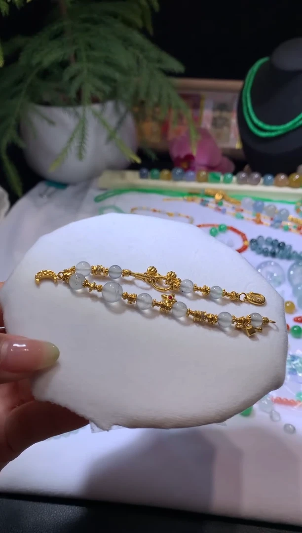 【闪购商品】定制翡翠足金镶嵌黑钢珠链39800+1990