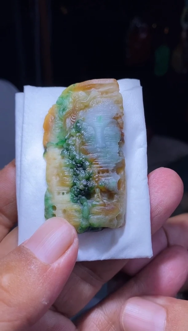 未镶嵌定制翡翠乾*翡翠