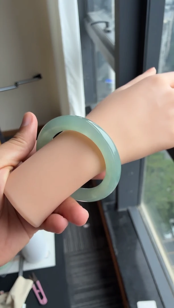 未镶嵌手镯翡翠98号56.5*12.1*12.2圆条