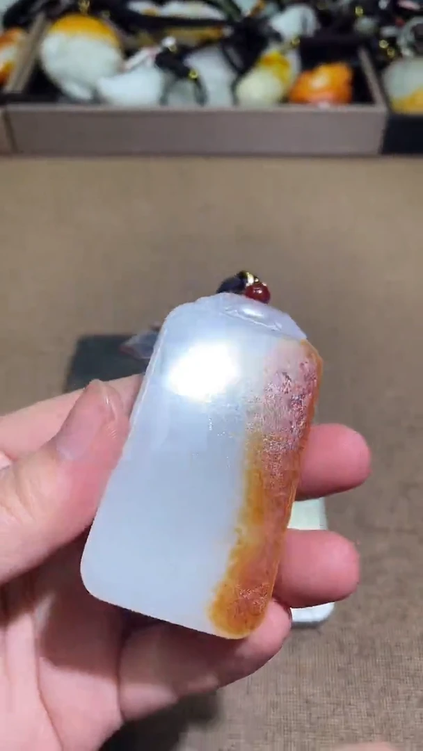 颈饰未镶嵌和田玉小***享0103拍一发一