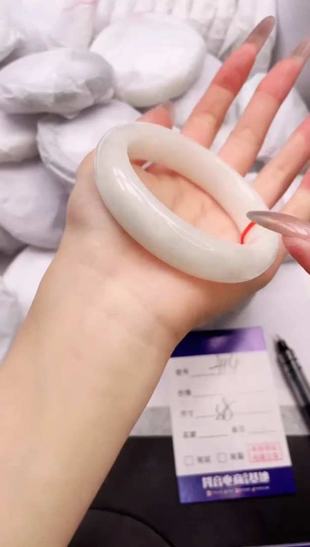 【闪购商品】和田玉手镯未镶嵌3K414-58