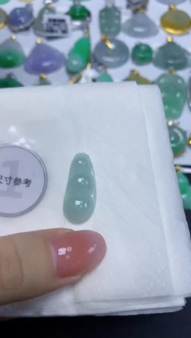 颈饰未镶嵌翡翠天然缅甸翡翠A货百元以上9元证书费自理