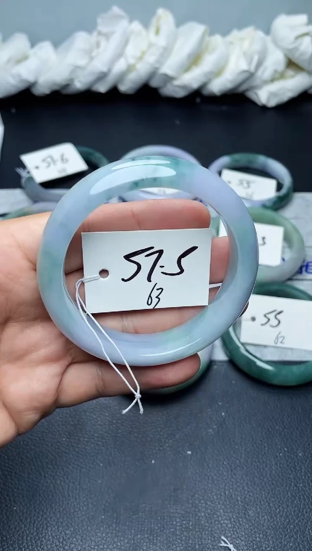 未镶嵌手镯翡翠63