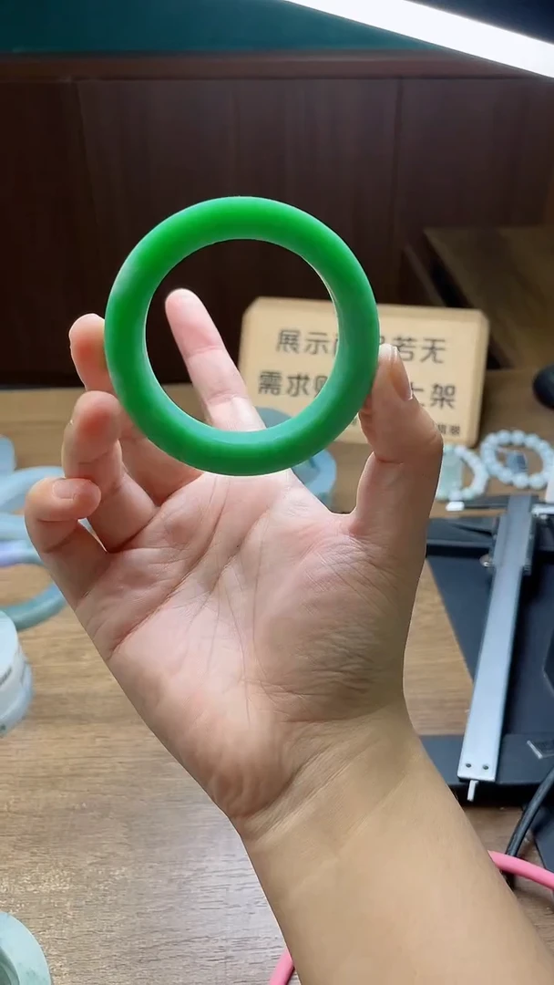 定制翡翠手镯未镶嵌大****机定制