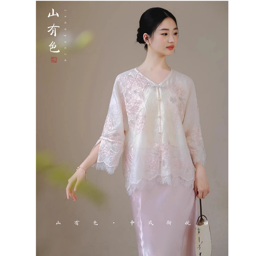 山有色2025新款女国风薄刺绣设计师直下摆长袖宽松型上衣6552/3