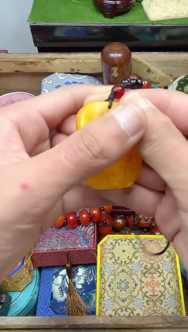 【闪购商品】蜜蜡手链未镶嵌点击链接下单即可