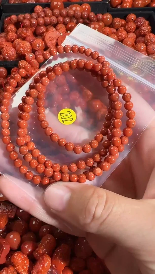 颈饰未镶嵌南红玛瑙1