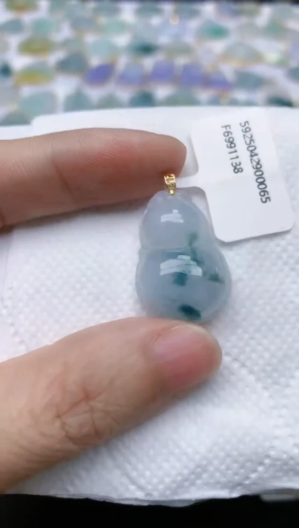 翡翠18K金镶嵌颈饰天然缅甸A货翡翠