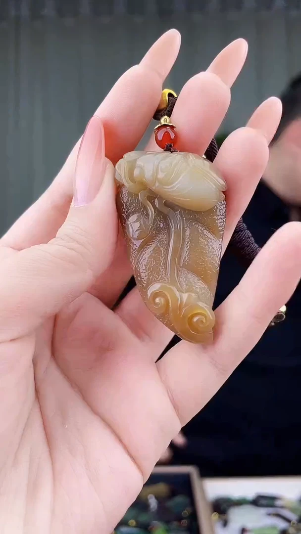 未镶嵌和田玉挂件和田玉拍一发一，多样性发货