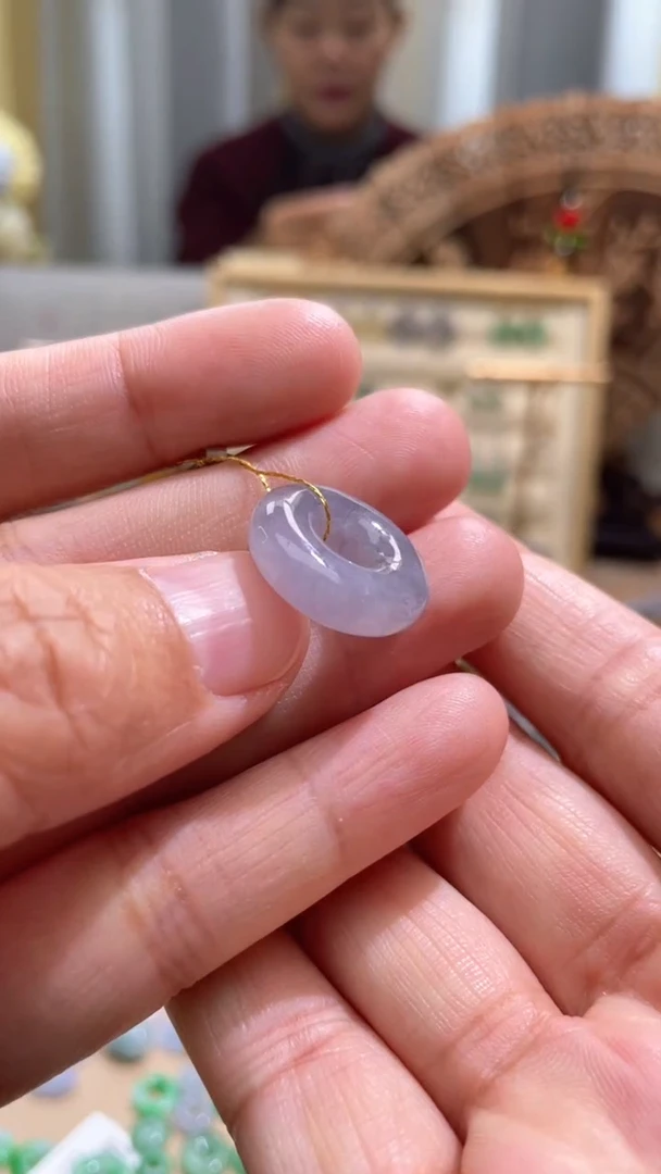 【闪购商品】翡翠颈饰未镶嵌甜甜圈