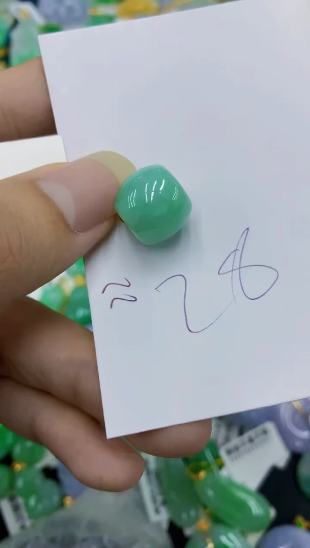 翡翠未镶嵌颈饰11111111111