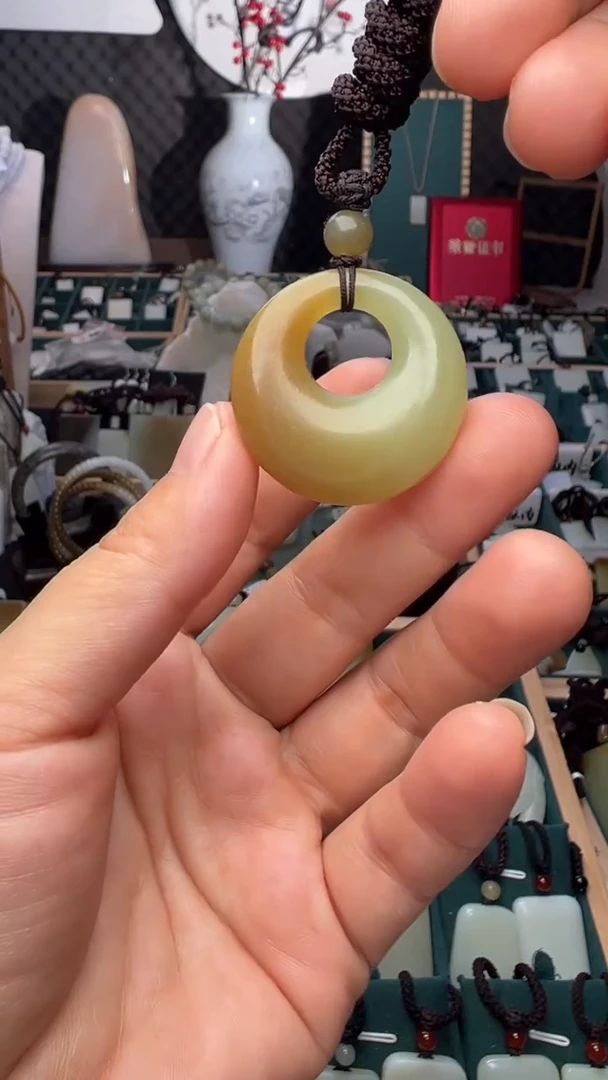 颈饰未镶嵌和田玉8