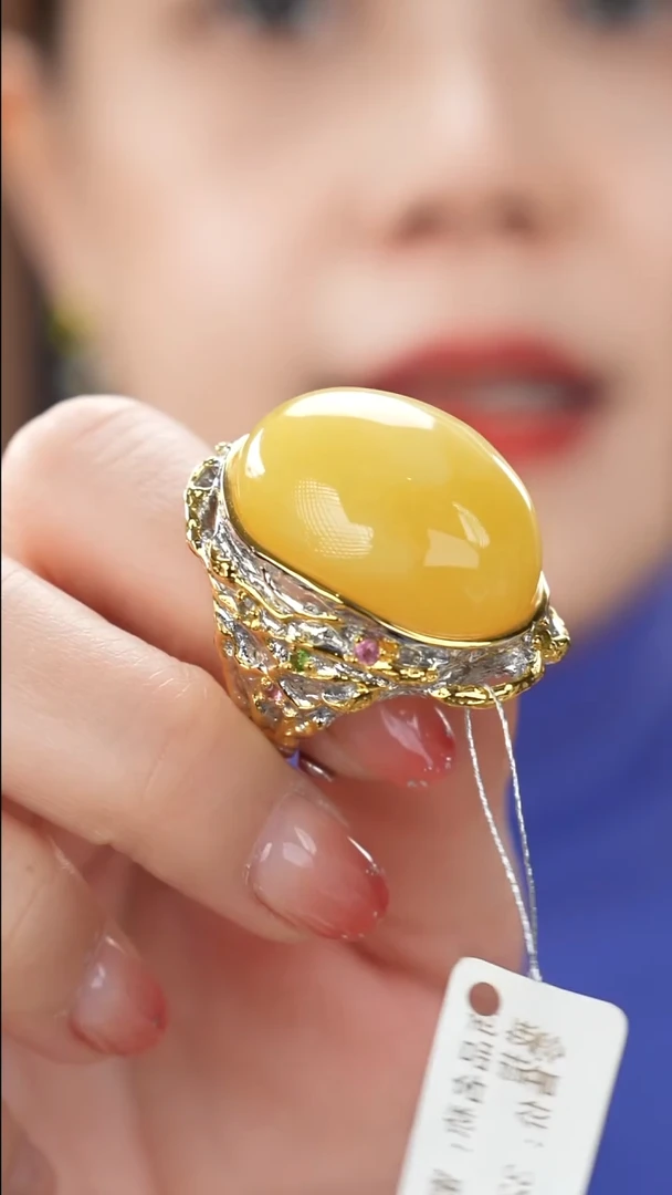 琥珀颈饰未镶嵌精品蜜蜡戒指