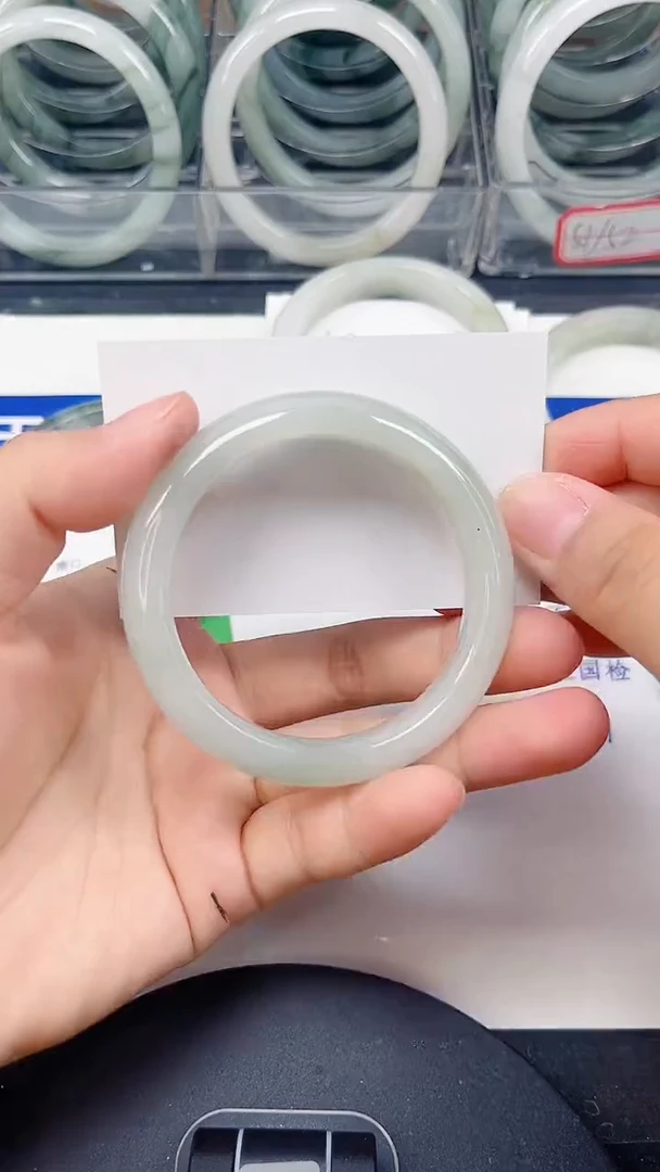 未镶嵌手镯石英质玉73-51/52