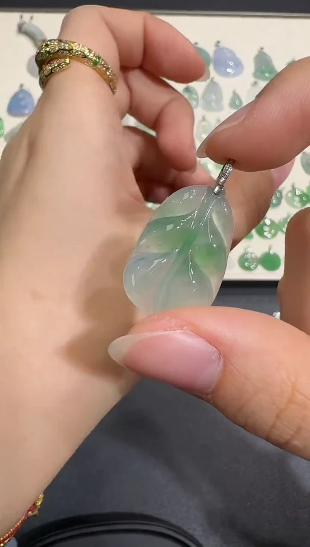 颈饰18K金镶嵌翡翠X1215-1501-461