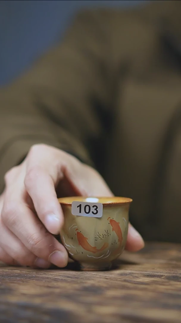 【闪购商品】103景德镇手绘小鱼单杯