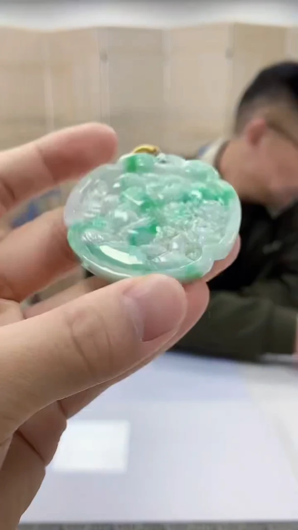 【闪购商品】定制翡翠未镶嵌5152bb-毛货挂件