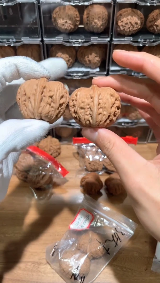 把件文玩核桃元宝全品文玩核桃