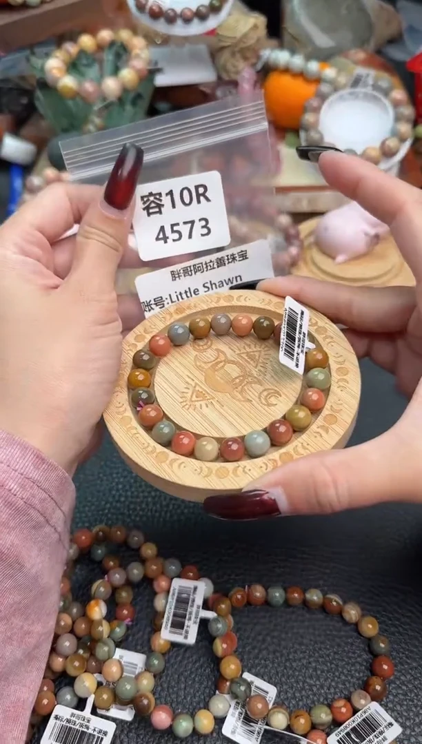 【闪购商品】石英质玉手链未镶嵌10R4573