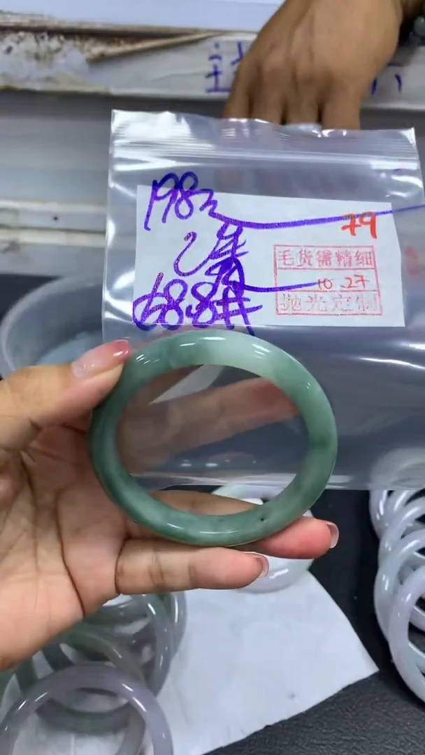 未镶嵌定制翡翠潘****记毛货需精细抛光+拍一发一+79