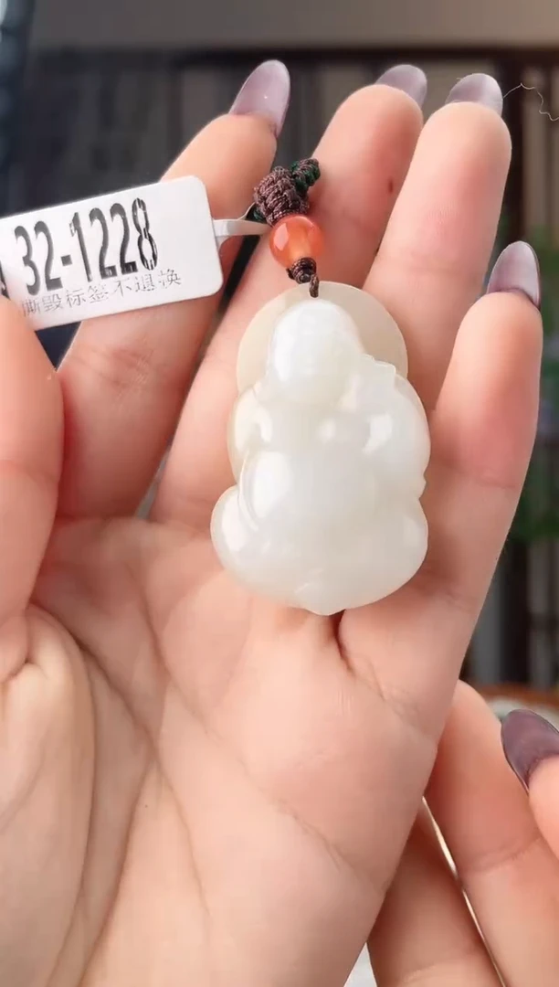 颈饰未镶嵌和田玉逍遥佛 1228
