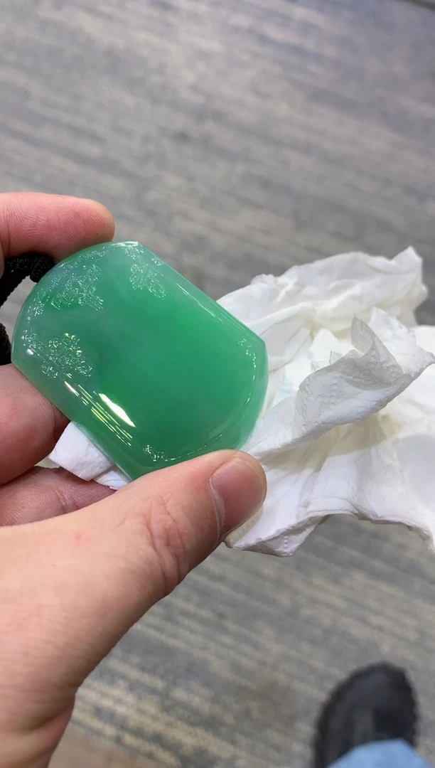 颈饰未镶嵌翡翠L***娜娜（订金）