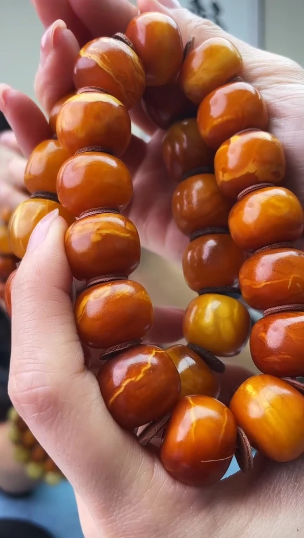 琥珀未镶嵌珠宝奇石T056假一罚十，多样性发一件