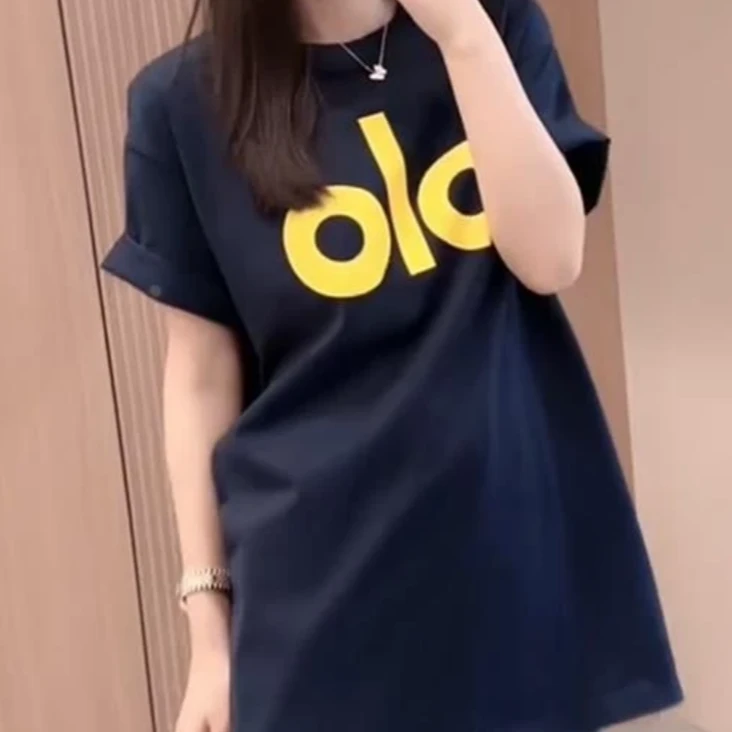 百搭显瘦简约字母印花正肩宽松大T（衣长83左右）