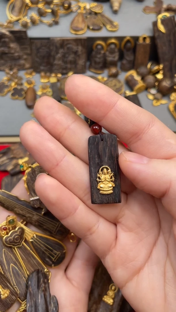 沉香吊坠沉香吊坠188