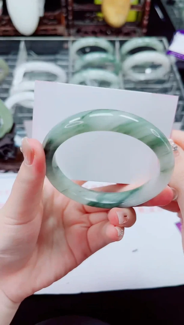 未镶嵌手镯石英质玉136-59/60