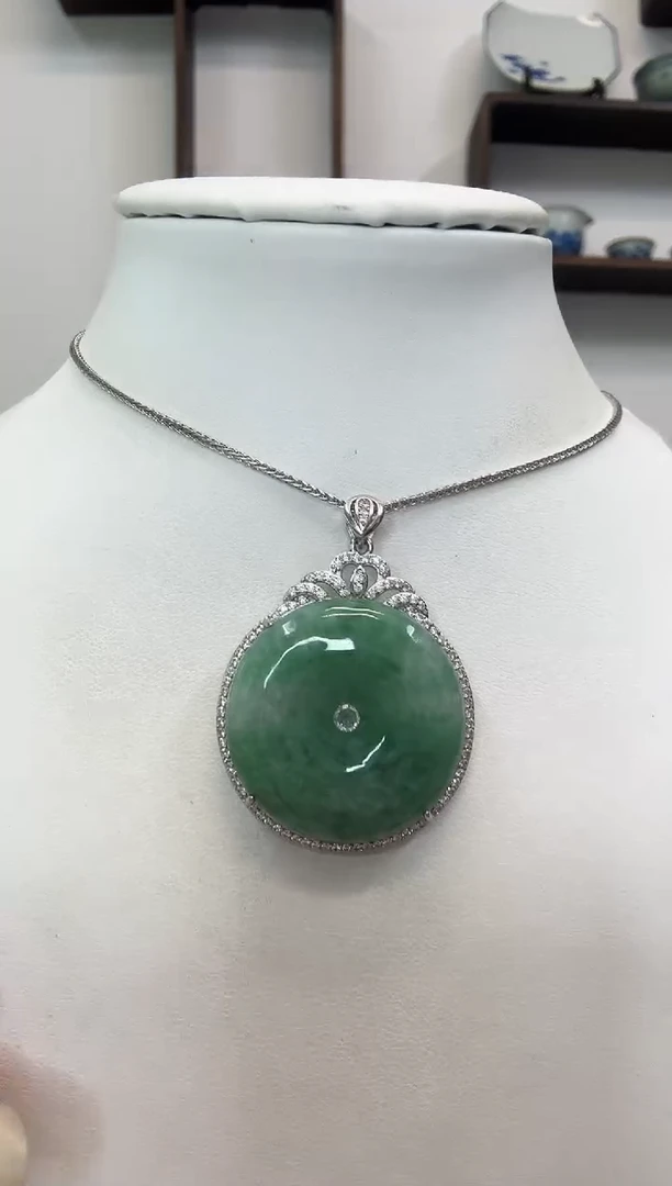 吊坠(赠链)银S925镶嵌翡翠平安扣