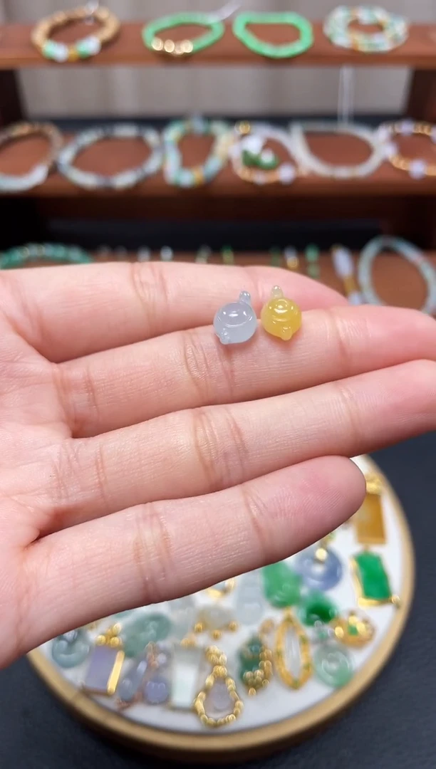 【闪购商品】翡翠吊坠(不含链)18K金镶嵌2个  JK423