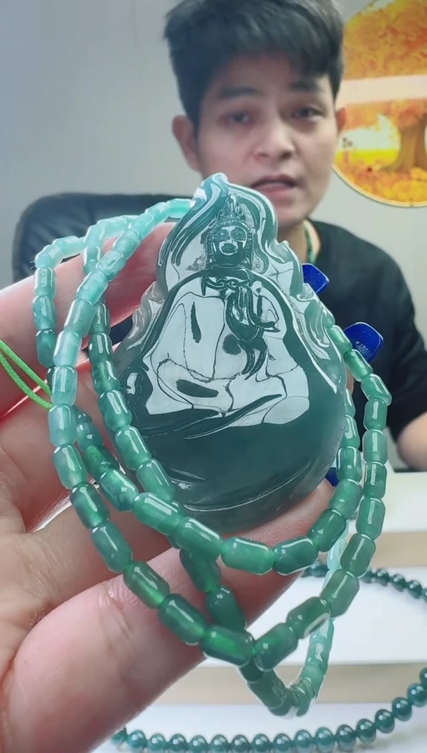 颈饰未镶嵌翡翠天然A货翡翠  多样性随机发其一