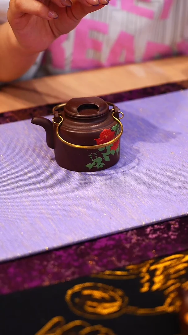 提梁紫砂壶大碗茶的茶器