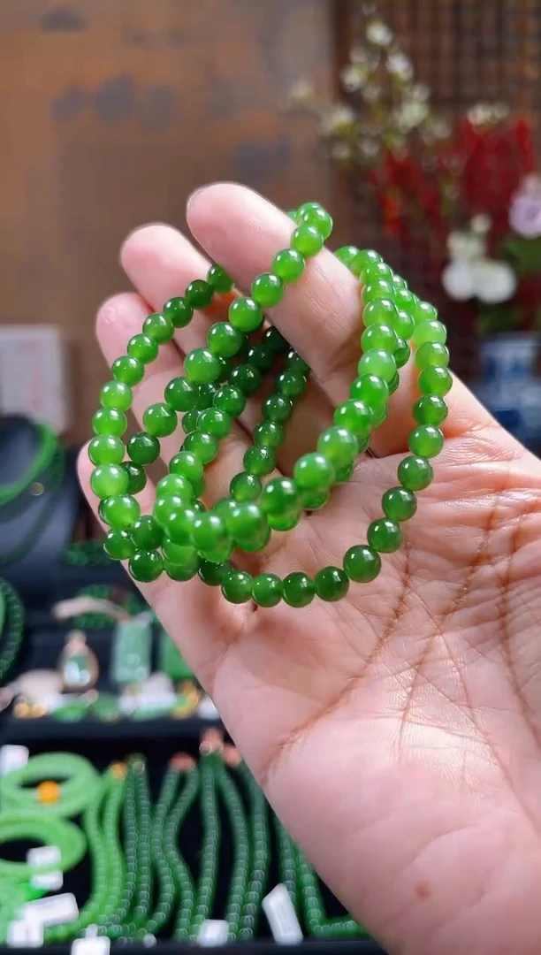 【闪购商品】和田玉（碧玉）项链未镶嵌±6mm 辣阳绿色项链
