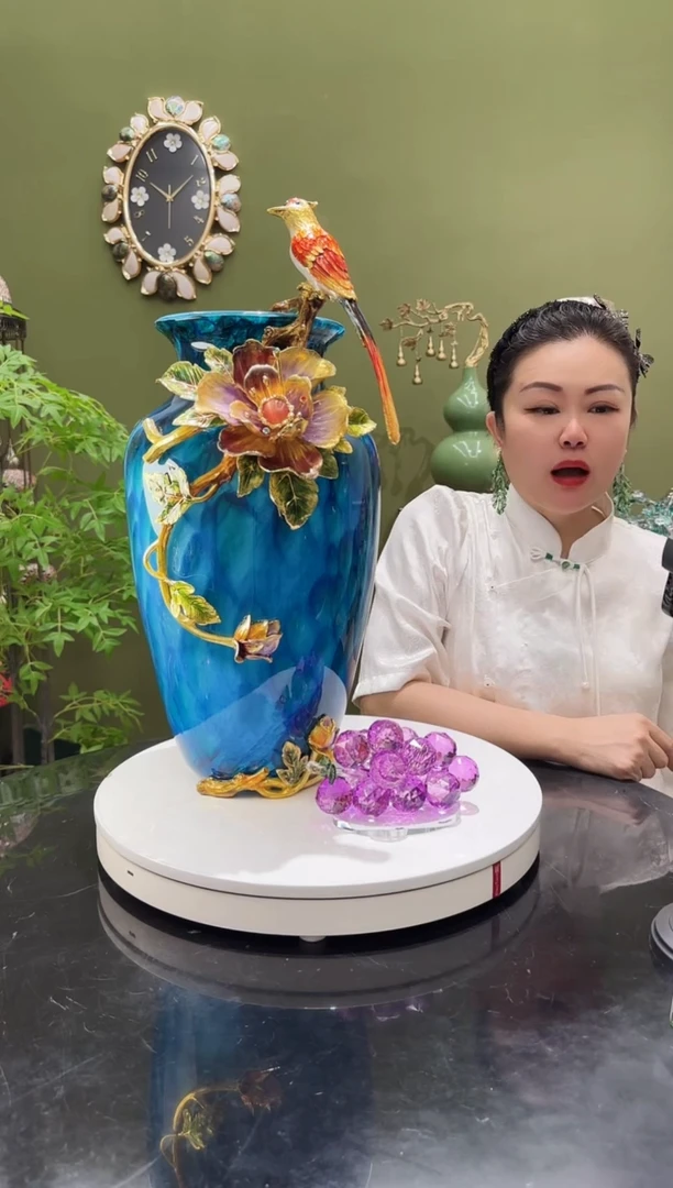 琉璃珐琅彩大号花瓶，喜上眉梢