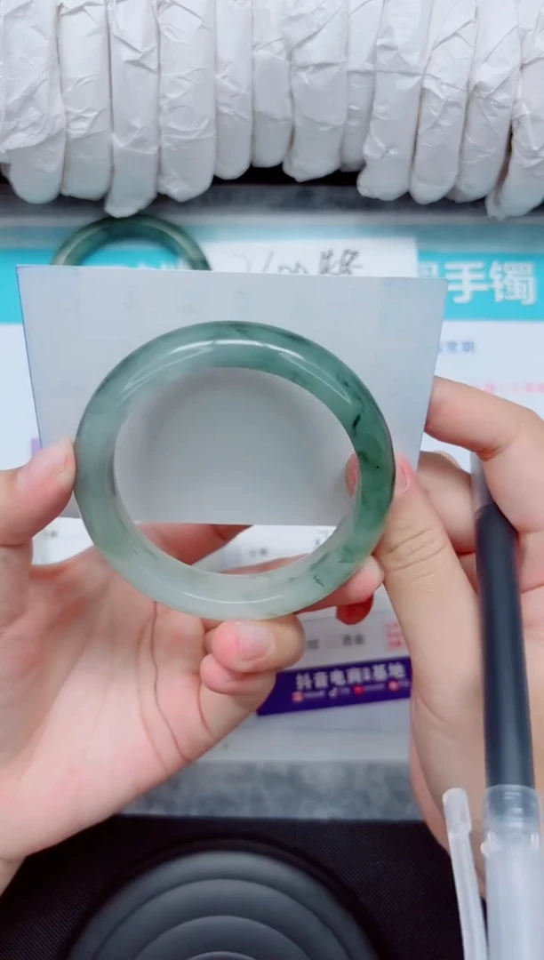 未镶嵌手镯石英质玉144-58