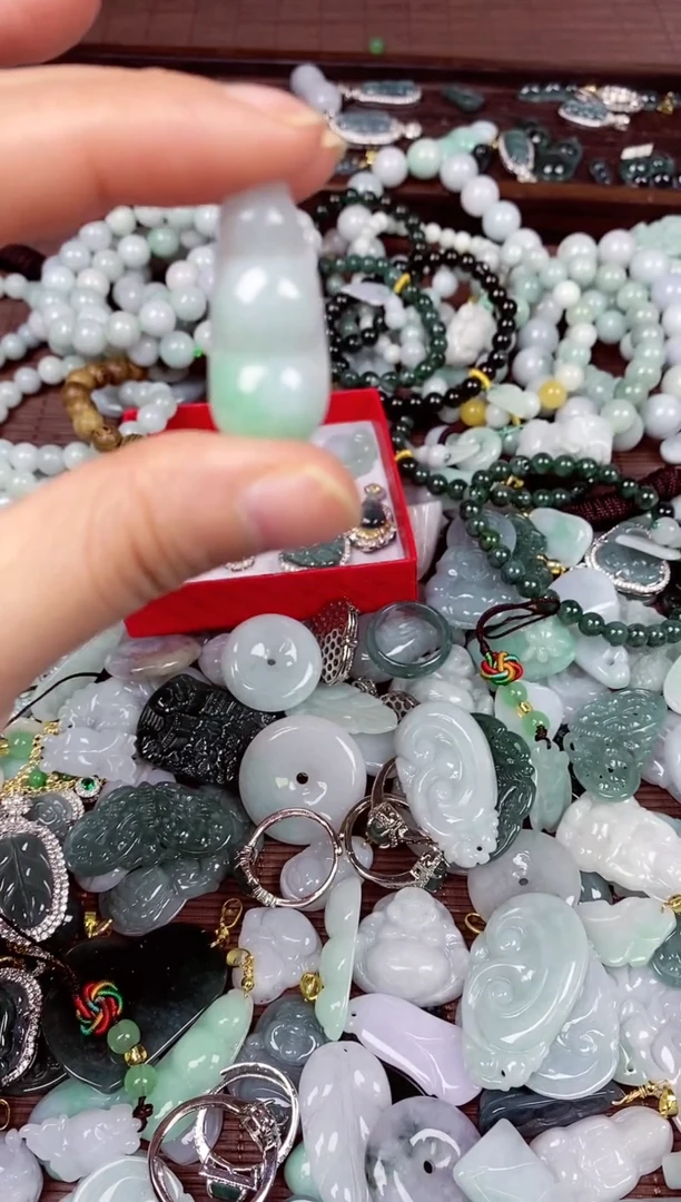 【闪购商品】翡翠颈饰未镶嵌天然A货翡翠 2037