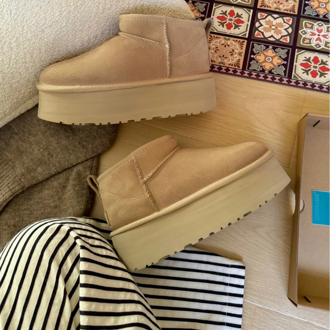 桑坡村源头工厂5cm周冬雨雪地靴皮毛一体