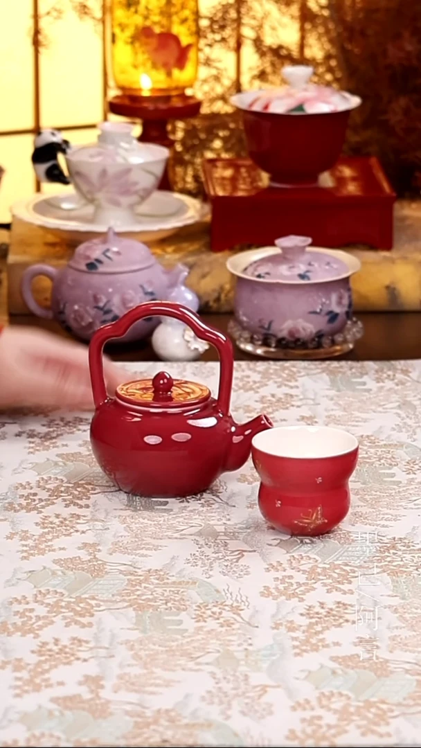 孤品微瑕胭脂红一壶一杯