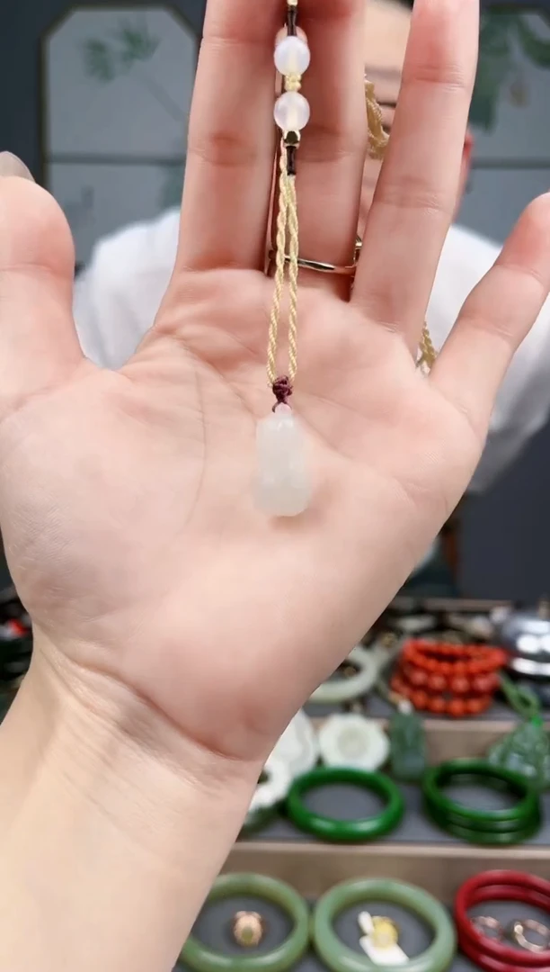 【闪购商品】和田玉颈饰未镶嵌AA多样性发货 拍一发一