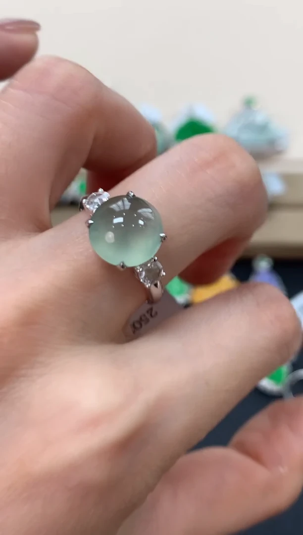 翡翠戒指18K金镶嵌蛋面戒指9800