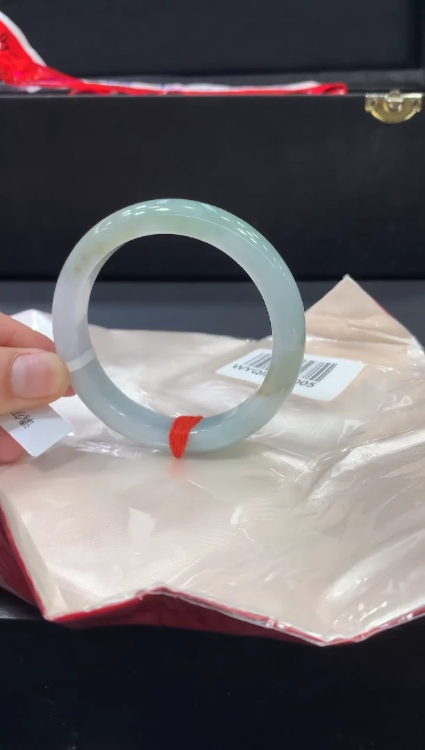 未镶嵌手镯翡翠翡翠手镯