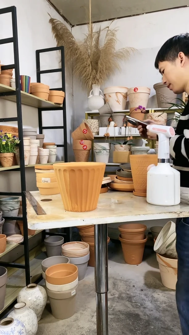 【闪购商品】红陶18*16红陶甜筒盆 1盆无托