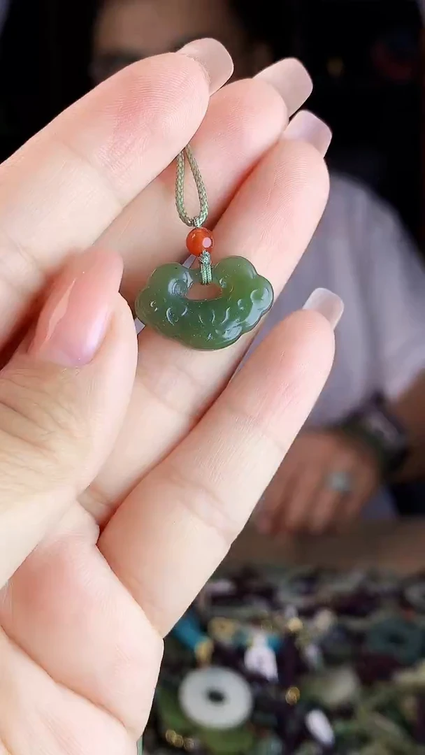 未镶嵌和田玉挂件多样性发货拍一发一