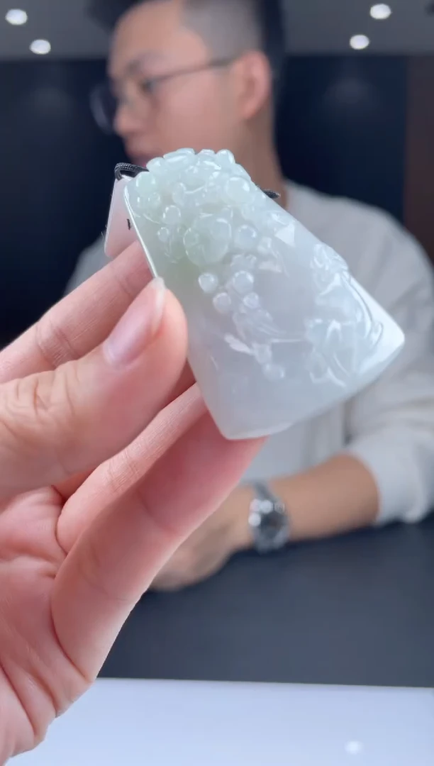 【闪购商品】定制翡翠未镶嵌01-19HDJT0127310